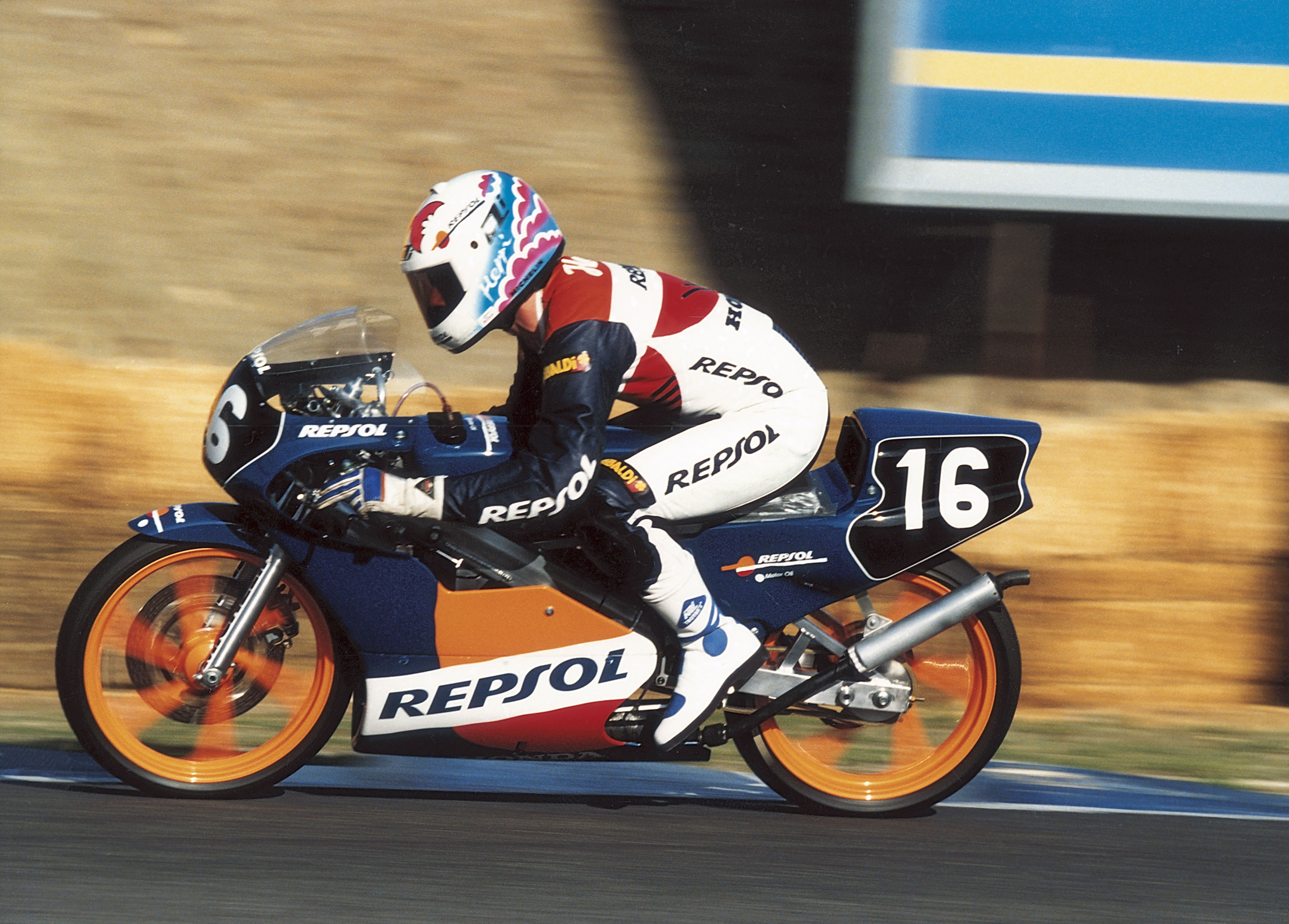 herri_torrontegui_3_team_repsol_hondars_125cc_cto_espana_velocidad_jerez_1990